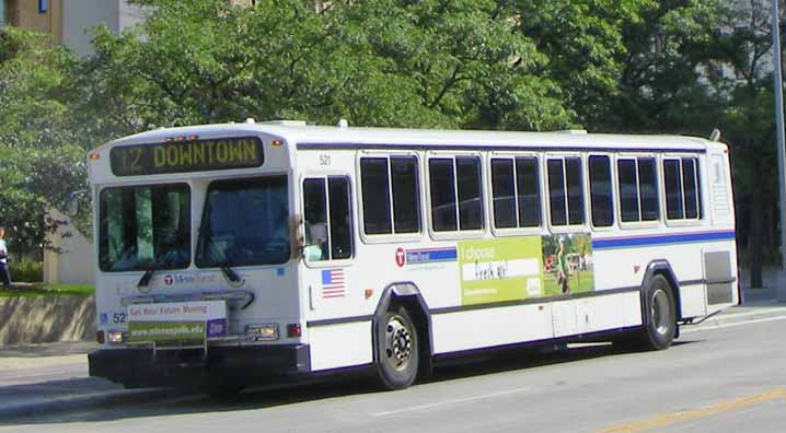 Metro Transit Gillig Phantom 521